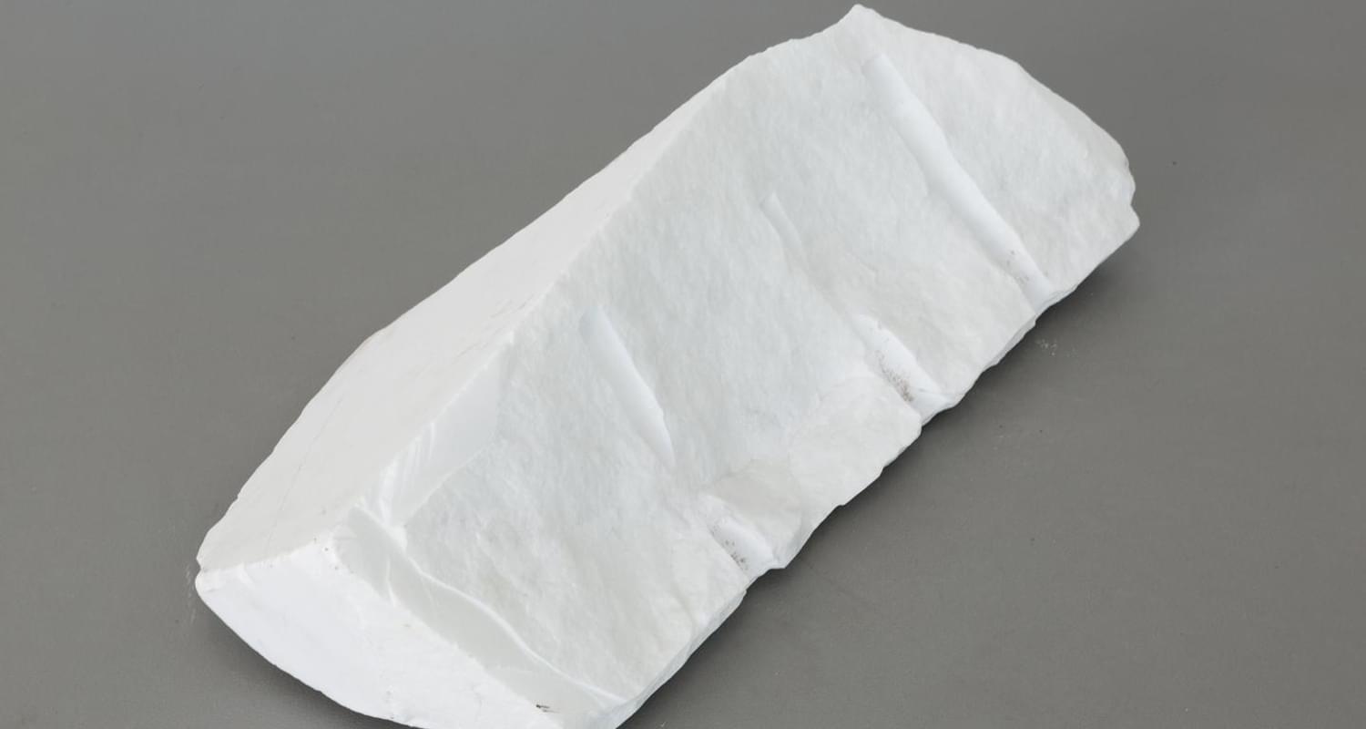 Hamish Young, *Fragment*, machine cut and hand split Statuario marble, 2016. Photo by Tom Nolan.